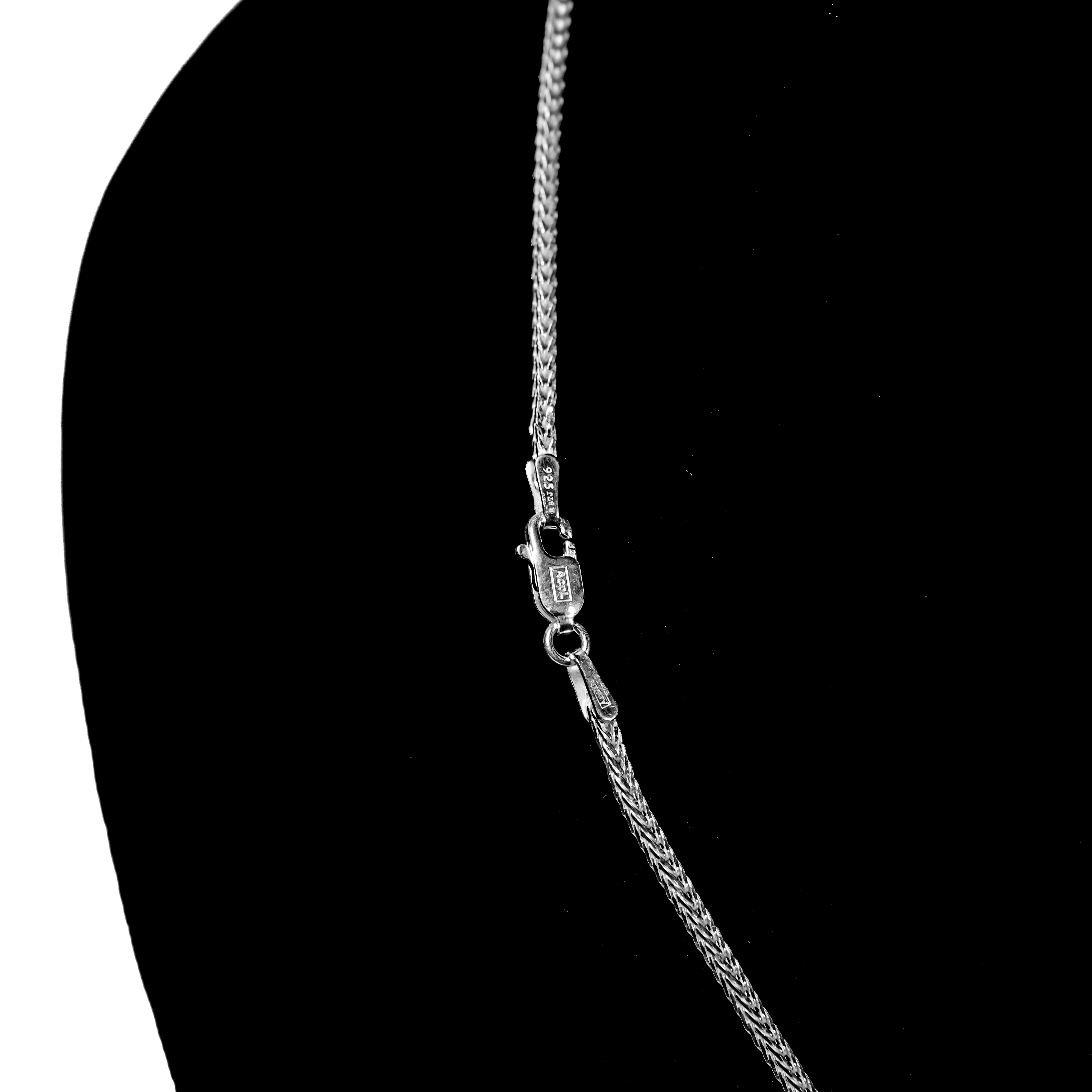 Chain03.jpg